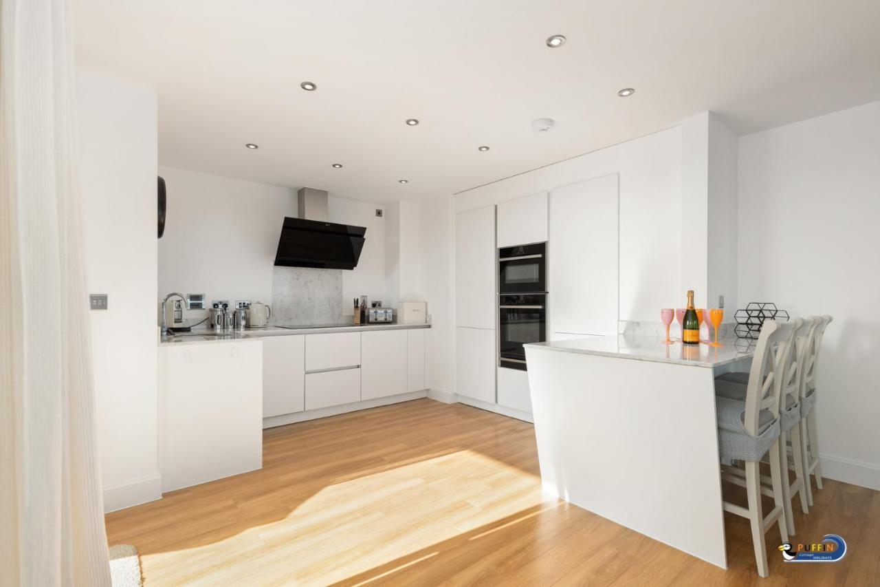 Apartment 8 Waterstone House - Luxury Apartment, Sea Views, Pet Friendly Tenby Extérieur photo