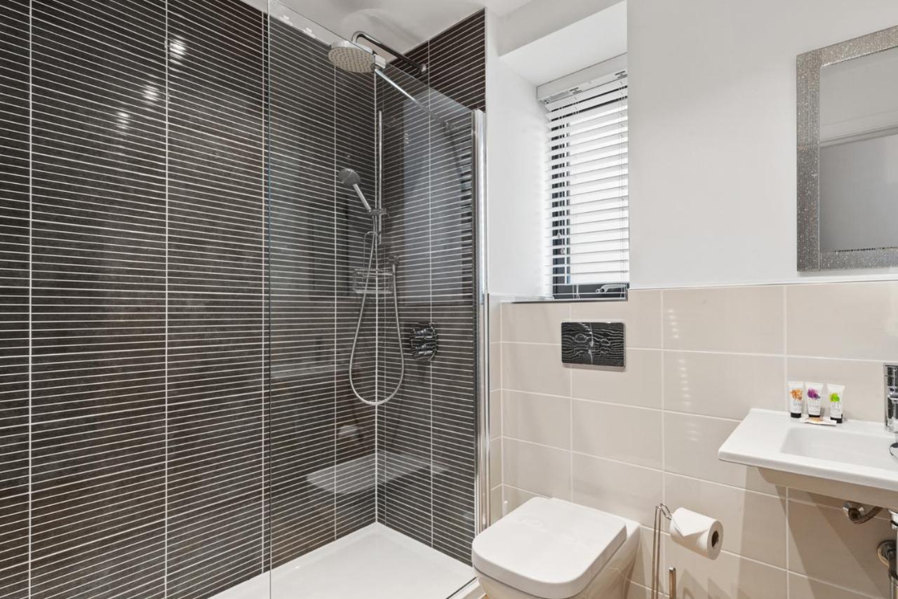 Apartment 8 Waterstone House - Luxury Apartment, Sea Views, Pet Friendly Tenby Extérieur photo